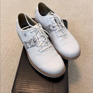 FootJoy women’s 99021 White and Gray Golf Shoes Sz 8